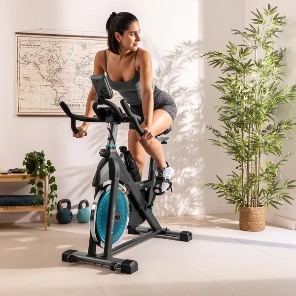 Imagen 3 Bicicleta de spinning Cecotec Drumfit Indoor 20000 Race con volante de inercia de 20 kg, resistencia por fricción, pulsómetro y pantalla LCD para tu hogar.