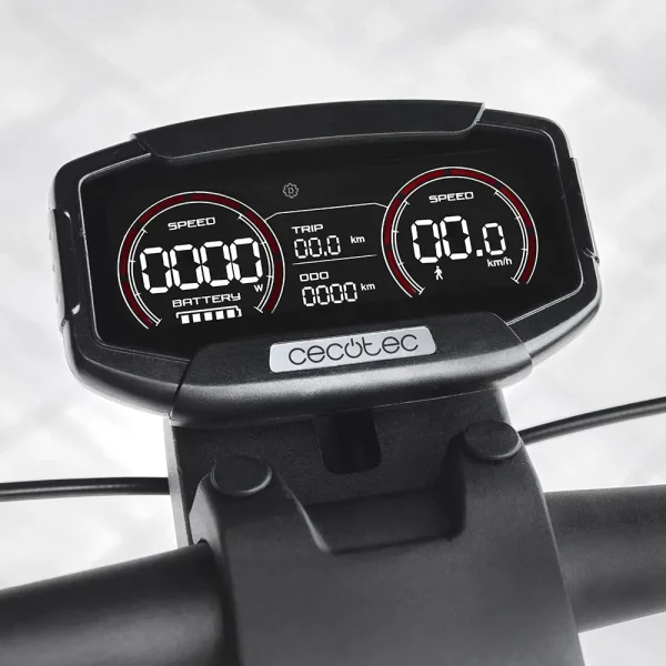 Imagen 8 Patinete eléctrico Cecotec Bongo Serie Doble Z 75 con motor dual de 2200W, batería de 60V y 16000 mAh. Ofrece hasta 75 km de autonomía y supera pendientes del 15%.