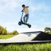 Imagen 4 Patinete eléctrico Bongo Serie Y65 de Cecotec con 1200 W de potencia máxima, autonomía de 65 km y batería de 48V. Ideal para pendientes del 15 % y movilidad urbana.
