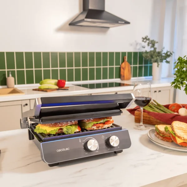 Imagen 5 Parrilla eléctrica de 2200 W con placas RockStone extraíbles y apertura 180º. Control digital de tiempo y temperatura para un cocinado preciso y fácil limpieza.
