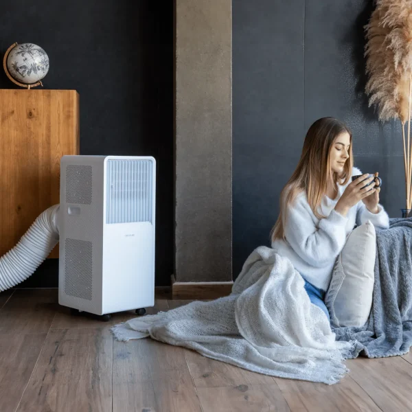 Imagen 7 Aire acondicionado portátil de 7000 BTU con conexión WiFi y control remoto. Refrigeración, ventilación y deshumidificación con clasificación energética A.