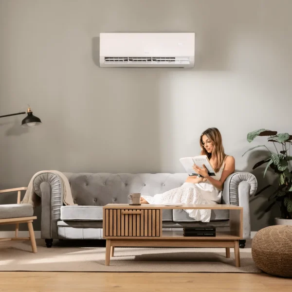 Imagen 6 Aire acondicionado split AirClima 24000 Smartfresh. 24000 BTU, bomba de calor, sistema Inverter, gas R32 y pantalla LED. Climatización eficiente todo el año.