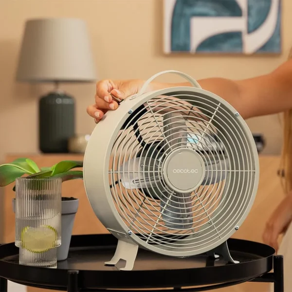 Imagen 7 Ventilador de sobremesa beige estilo retro de 8" y 25 W. Tecnología EnergySilence, 2 velocidades y diseño compacto para máxima frescura y mínimo ruido.