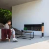 Imagen 6 Calefactor halógeno de exterior de torre con 2000 W. Cuenta con 3 niveles de potencia, protección IP55 contra agua, pantalla LED y mando a distancia.