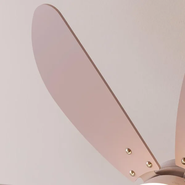 Imagen 6 Ventilador de techo de 92 cm con luz y motor de 50 W. Integra 6 aspas reversibles aerodinámicas, sistema de inversión de giro y 3 velocidades de aire.