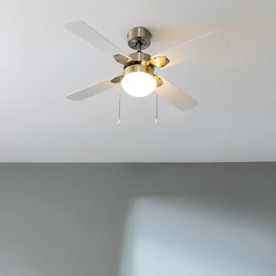 Ventilador de techo Cecotec EnergySilence Aero 450 GoldWhite con luz y aspas blancas