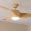 Imagen 6 Ventilador de techo DC de 52 pulgadas con luz LED y acabado en madera blanca. Motor silencioso de 40 W, mando a distancia y función verano-invierno eficiente.