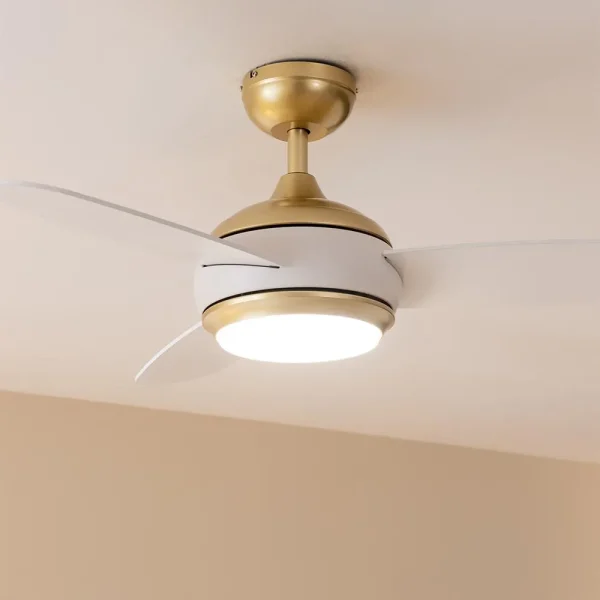 Imagen 6 Ventilador de techo de 42 pulgadas con luz LED y diseño blanco y dorado. Motor de 65 W, 3 velocidades, mando a distancia y temporizador programable integrado.