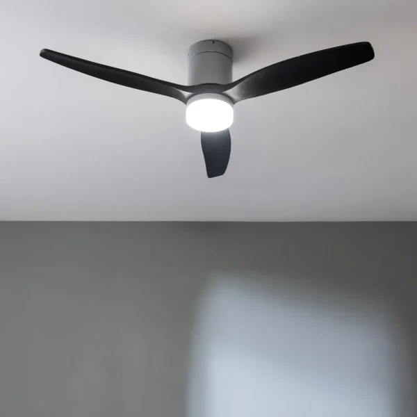 Imagen 3 Ventilador de techo 52" con WiFi, luz LED y protección IP44. Motor DC 40W, 6 velocidades, temporizador y función verano-invierno. Apto para exterior e interior.