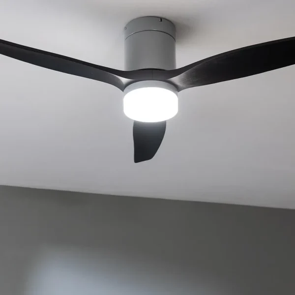 Imagen 6 Ventilador de techo 52" con WiFi, luz LED y protección IP44. Motor DC 40W, 6 velocidades, temporizador y función verano-invierno. Apto para exterior e interior.