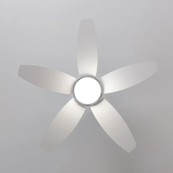 Imagen 5 Ventilador de techo de 42 pulgadas con motor de 53 W y luz LED integrada. Incluye mando a distancia, temporizador y 5 aspas reversibles para máximo confort.