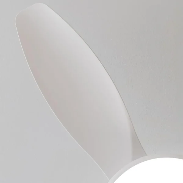 Imagen 7 Ventilador de techo con motor DC de 35 W y luz LED integrada. Modelo silencioso de 48" con mando a distancia, temporizador y 6 velocidades de funcionamiento.