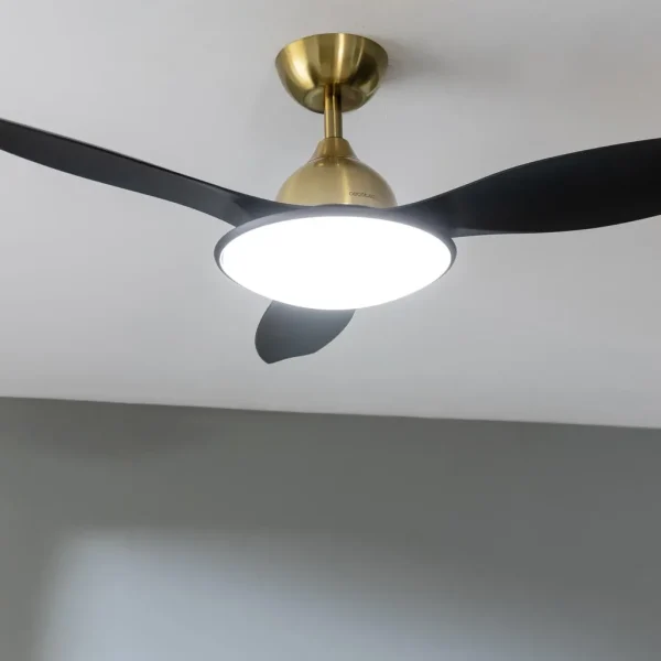 Imagen 6 Ventilador de techo EnergySilence 4800 Light GoldBlack con motor DC de 35 W. Luz LED, 48 pulgadas, 6 velocidades, temporizador y función verano/invierno.