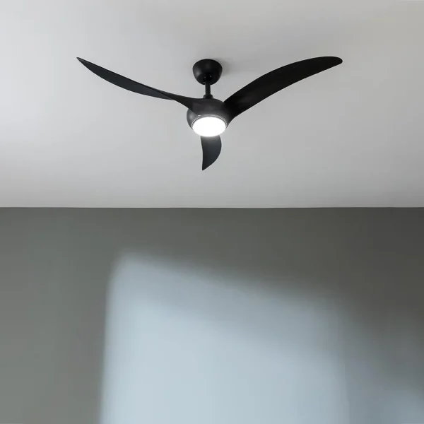 Imagen 3 Ventilador de techo EnergySilence Aero 5295 Black de 54 pulgadas con motor DC de 40 W, luz LED integrada y temporizador. Máximo silencio y gran caudal de aire.