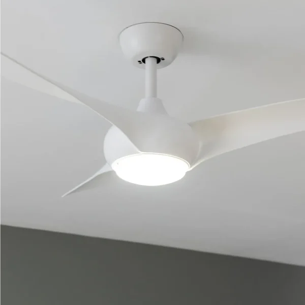 Imagen 6 Ventilador EnergySilence Aero 5295 White de 54" con motor DC 40W, luz LED 15W y 3 aspas. Silencioso, programable y con mando a distancia para máximo confort.