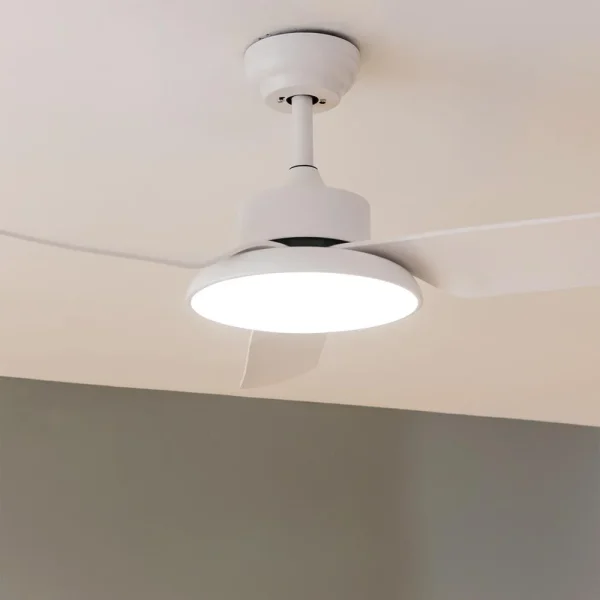 Imagen 6 Ventilador de techo EnergySilence Aero 5200 Light White con motor DC de 40 W, luz LED, 106 cm de diámetro, 6 velocidades y función verano e invierno.