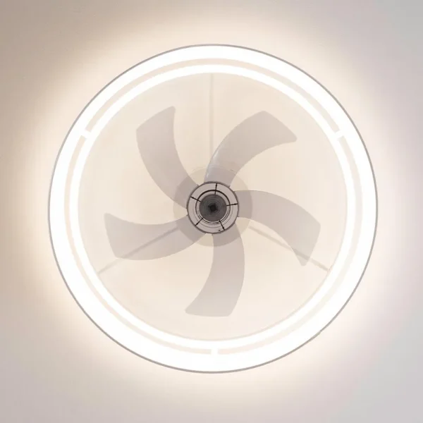 Imagen 5 Ventilador de techo con luz LED de 45W y motor DC silencioso de 15W. Diseño compacto de 17 pulgadas con 5 aspas, mando a distancia y función verano-invierno.