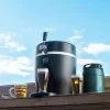 Imagen 7 Dispensador de cerveza BeerFlow 5000 para barriles de 5L presurizados. Sistema de refrigeración eficiente, pantalla LED y diseño antideslizante para el hogar.