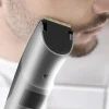Imagen 6 Barbero Cecotec PrecisionCare Barber con cuchillas de acero inoxidable, 2 peines ajustables de 1 a 20 mm y autonomía de 60 minutos. Perfilado de precisión.