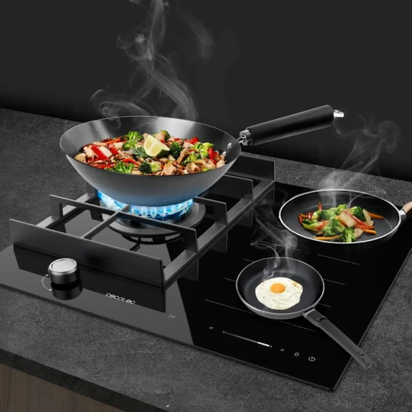 Imagen 7 Placa mixta Cecotec con inducción FullFlex y quemadores de gas Sabaf. Versatilidad, precisión y seguridad para tu cocina con un diseño elegante y funcional.