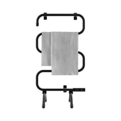 Radiador toallero eléctrico Cecotec ReadyWarm 5000 Towel Black de 100 W en color negro montado en pared de baño