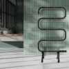 Imagen 7 Radiador toallero eléctrico de bajo consumo Cecotec ReadyWarm 5000 Towel Black con 100W, indicador luminoso y doble uso: suelo o pared. Máxima seguridad.