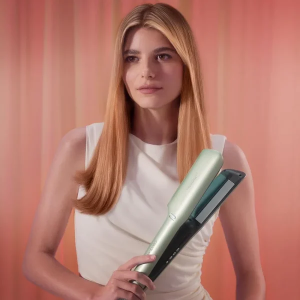Imagen 6 Protege tu cabello con RitualCare Air Lisse Champagne. Plancha con aire, tecnología iónica, queratina y aceite de argán para un alisado brillante y saludable.