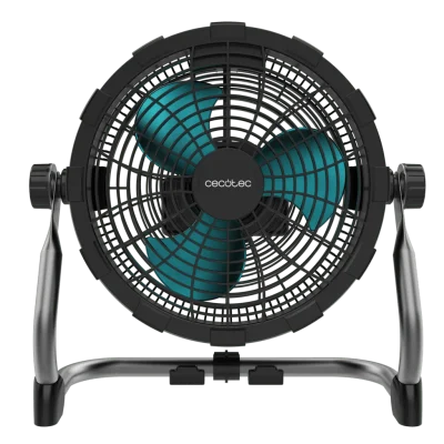 Ventilador industrial portátil Cecotec ProIndustry de 12,5 pulgadas con acabado metálico negro y batería de 12000 mAh.