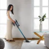 Imagen 4 Aspirador vertical Conga Rockstar RS50 con motor digital brushless de 450 W y 130 aW. Ofrece hasta 50 minutos de autonomía y un diseño ergonómico 3 en 1.