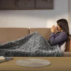 Imagen 5 Manta eléctrica HeatConfort Luma de 180x130 cm con tacto suave, distribución uniforme del calor y varios niveles de temperatura para un descanso perfecto.