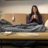 Imagen 6 Manta eléctrica HeatConfort Luma de 180x130 cm con tacto suave, distribución uniforme del calor y varios niveles de temperatura para un descanso perfecto.