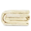 Imagen 3 Manta eléctrica Cecotec HeatConfort Calma de 160x130 cm. Proporciona calor uniforme, textura suave y protección contra sobrecalentamiento para el invierno.