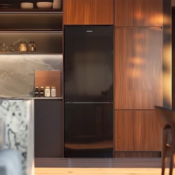 Imagen 8 Frigorífico combi Bolero CoolMarket Combi 250 Black Glass E de Cecotec