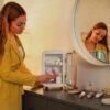 Imagen 7 Nevera de cosméticos CoolingBeauty 4000 Mirror Rose de Cecotec