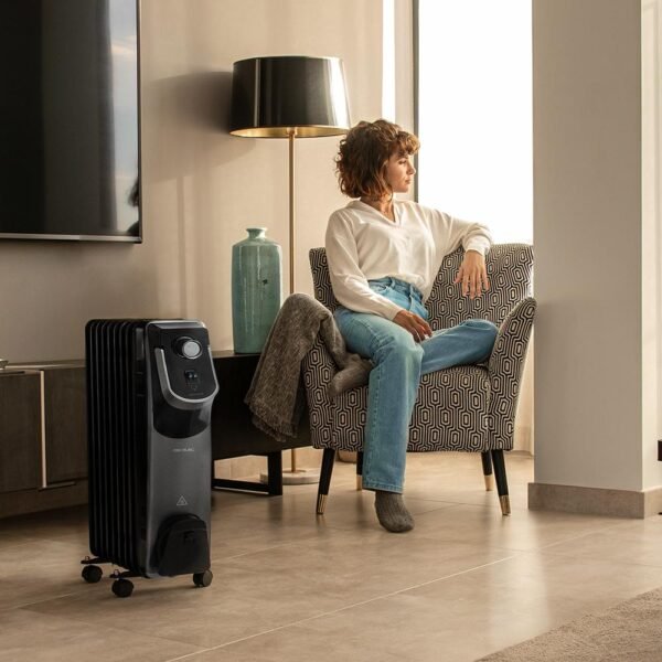 Imagen 2 Radiador de aceite ReadyWarm 9000 Space 360 Black de Cecotec